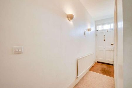 Wincheap, Canterbury, CT1 - Photo 2