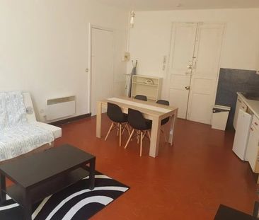 Location Appartement 1 pièce 27m² AIX EN PROVENCE 90ème - Photo 2