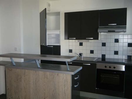 Location Appartement 2 pièces 44m² BESANCON 25000 - Photo 2