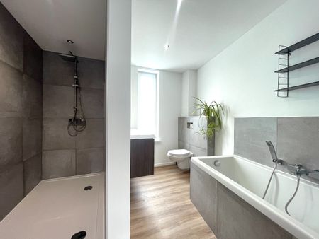 Menen-Volledig vernieuwde woning met 3 slaapkamers en garage - Photo 2