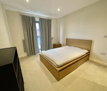 Imperial Drive, Harrow - Photo 5