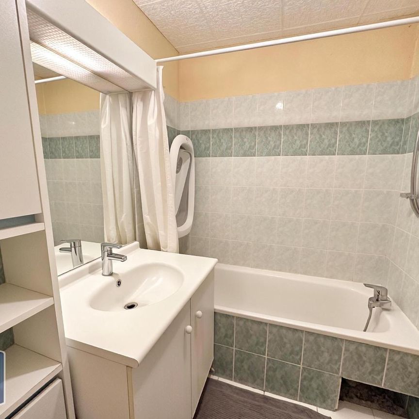 Location Appartement 2 pièces 49m² PORTES LES VALENCE 26800 - Photo 1