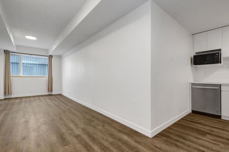 For Lease - 399 Winston Avenue Unit# 201, Carlingwood - Westboro and Area, Ontario - Photo 2