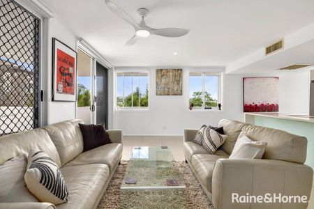 2/53 Dunmore Terrace, Auchenflower, QLD 4066 - Photo 4