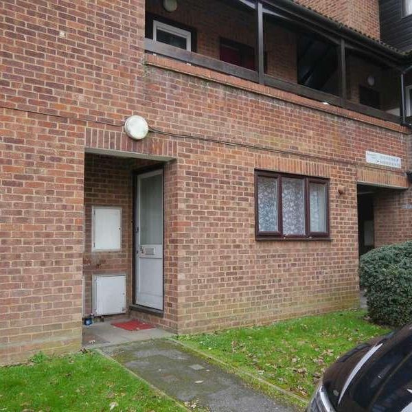 Wordsworth Court, Hatfield, AL10 - Photo 1