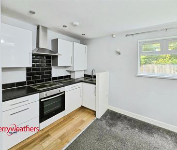 2 bed apartment to rent in Victoria Road, Bentley, DN5 - Photo 4