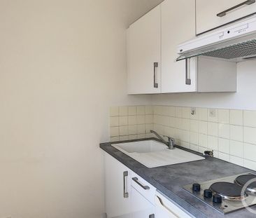 Location Appartement 1 pièce 28m² TROYES 10000 - Photo 2