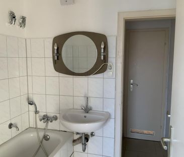 Wohnen in toller Atmosphäre - 3.-Zi.-Whg. mit großer Wohnküche - Photo 2