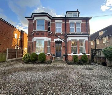 Bushey Hall Road, Bushey, WD23 - Photo 2