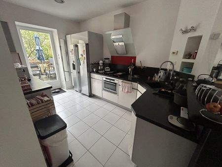 Appartement 4 pièces à - Photo 4