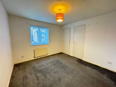 2 bedroom semi-detached house to rent - Photo 4