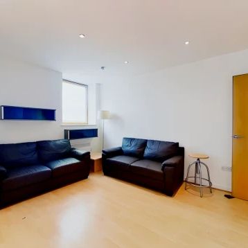 2Bedrooms, 2Bathrooms - Photo 1