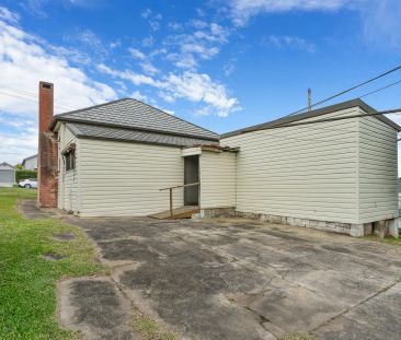 Central Living at its Best - Photo 4