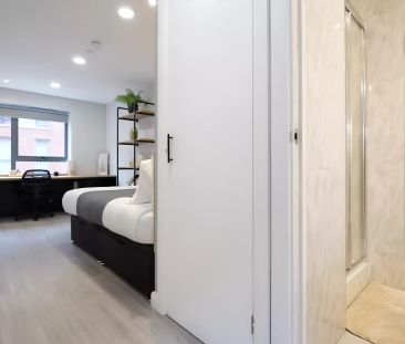 Silver En-suite - Photo 5