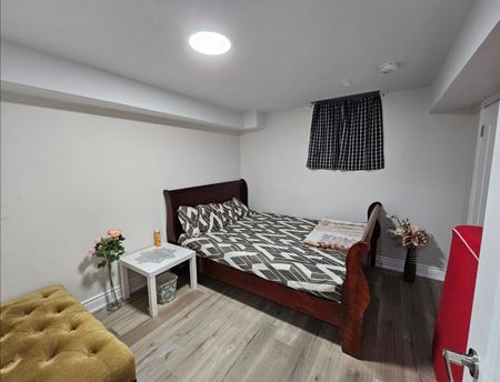 For Lease - 40 Judith Crescent, Brampton, Ontario - Photo 2