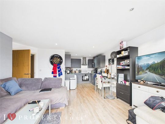 2 bedroom apartment to rent - Photo 1