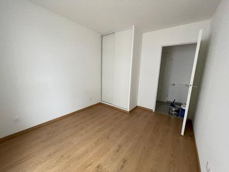 APPARTEMENT T3 62M - Photo 4