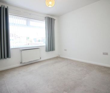 3 bedroom detached bungalow to rent - Photo 5