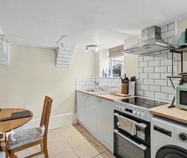 1 bedroom maisonette to rent - Photo 5