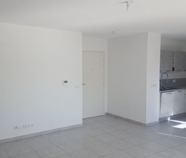 Appartement 3 Pièces 61 m² - Photo 2