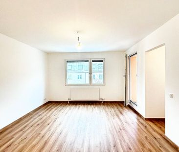 ERSTBEZUG nach Sanierung: Charmante Garçonnière mit Loggia im Herze... - Photo 3