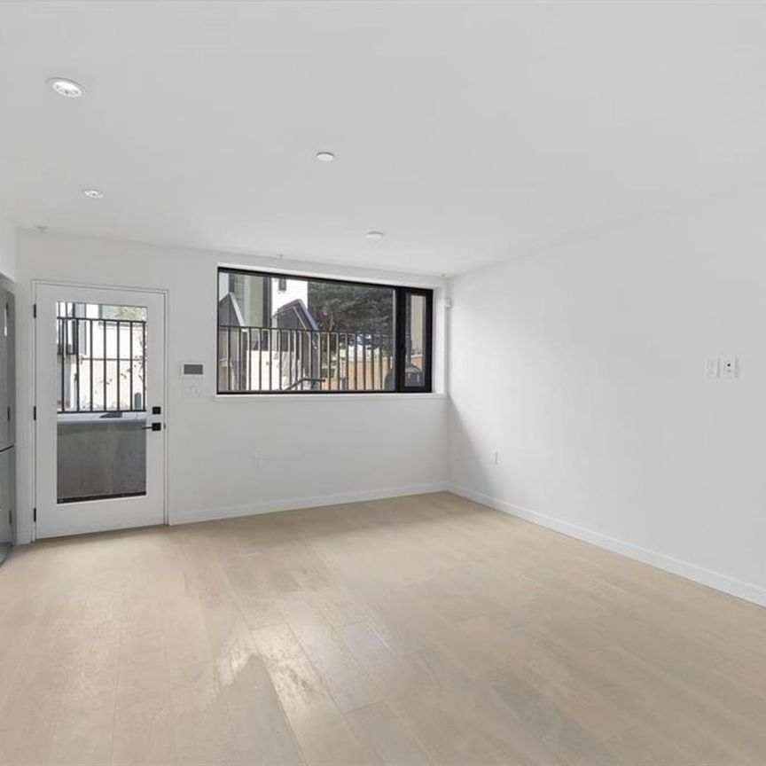 1BEDROOM IN DESIRABLE MOUNT PLEASANT - Available August 1st - Photo 1