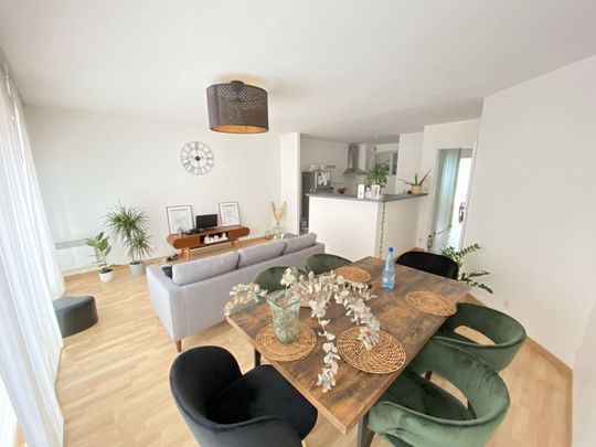 Location Appartement 3 pièces 71m² - Photo 1