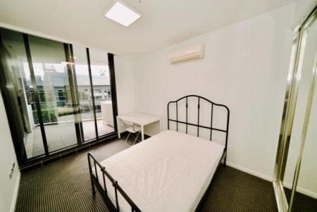 22 Danks St, Sydney - Photo 4