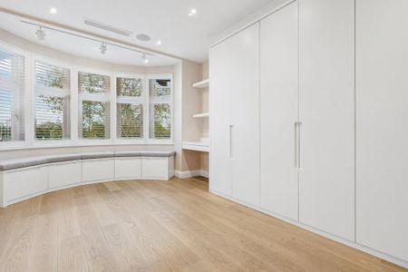 5 bedroom semi-detached house to rent - Photo 4