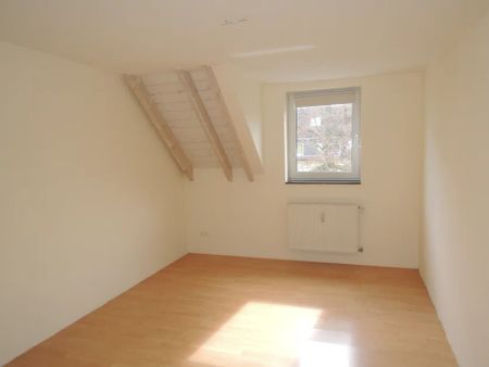 Genießen Sie das Flair! Wunderschöne Maisonette-Wohnung zu vermieten! - Photo 2