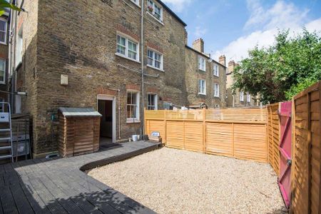 3 bedroom flat to rent - Photo 5