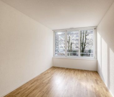 2.5 Zimmer, 67 m², 4. Stock - Photo 6