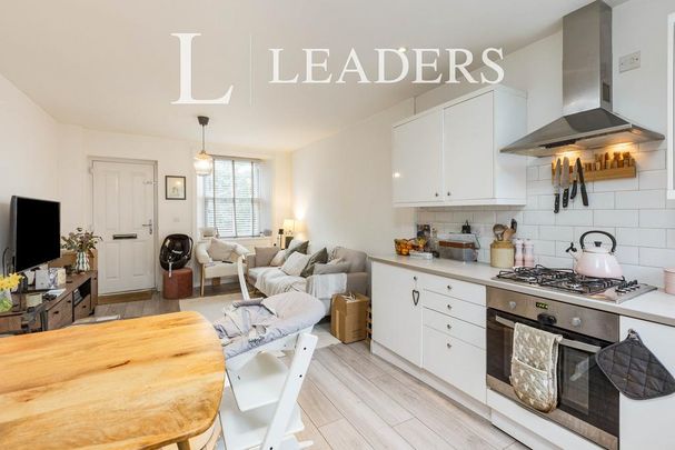 2 bedroom house to rent - Photo 1