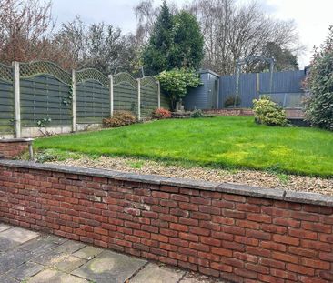 4 bedroom semi-detached house to rent - Photo 4