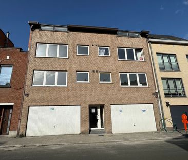 Vernieuwd appartement met 1 slaapkamer en terras - Photo 4