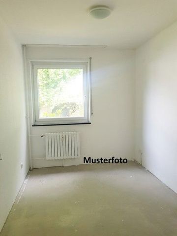 Umzug gefällig? Günstige 2,5-Zi.-Wohnung (WBS) - Photo 3