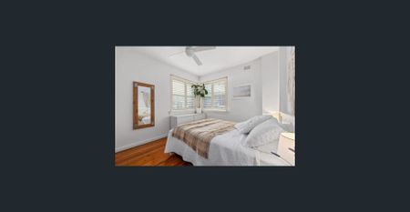 Charming 1 Bedroom Harbourside Apartment - Photo 5