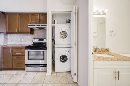 For Lease - 11 Christie Street Unit# 407, Toronto, Ontario - Photo 4