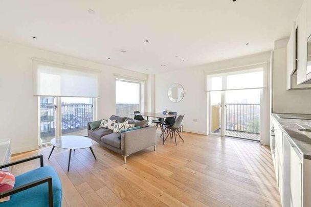 Maud Street, Canning Town, E16 - Photo 1