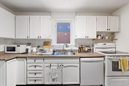For Lease - 126 Stephenson Avenue, Toronto, Ontario - Photo 5