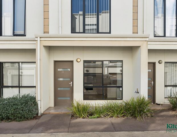 22/1-15 Tulloch Drive - Photo 1