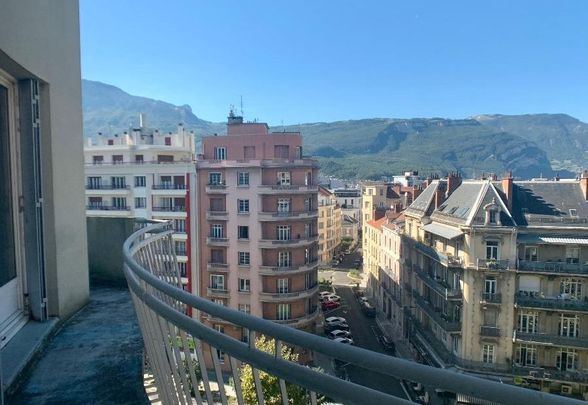 Appartement T2 à GRENOBLE - Photo 1