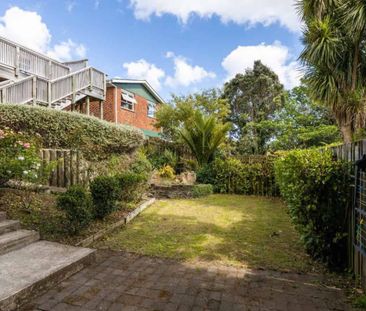 4 BED, 2 BATH - SPACIOUS FAMILY HOME - Photo 4