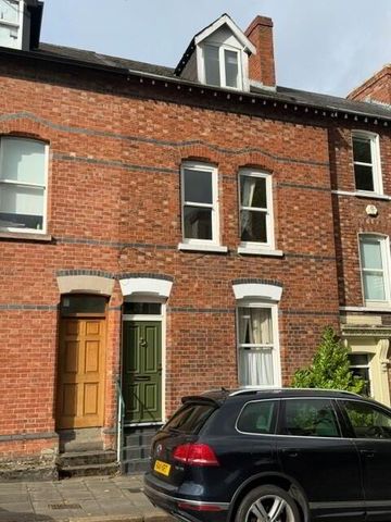 31 Stranmillis Road, Belfast, BT9 5AF - Photo 4