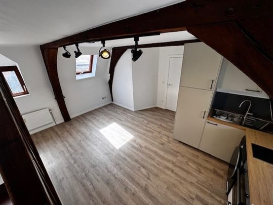 Appartement te huur - Photo 1