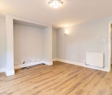 A 2 Bedroom Flat in Queens Road GL50 2LT - Photo 5