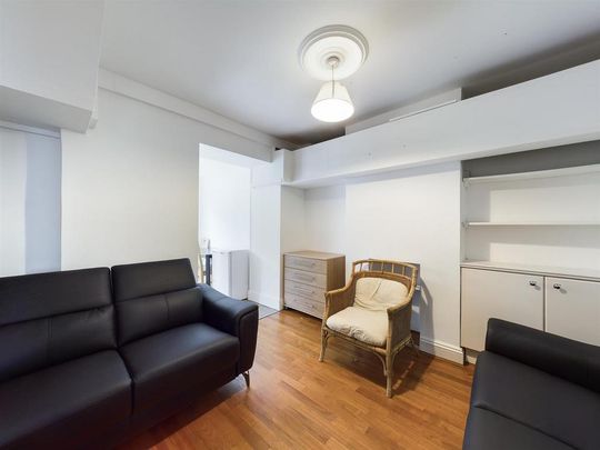 5 bedroom terraced house to rent - Photo 1