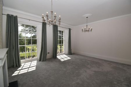 3 bedroom apartment to rent - Photo 2