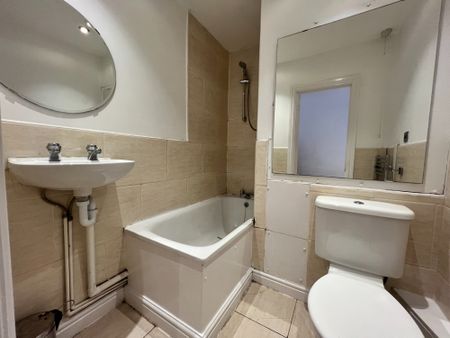 (Holst), Flat 3, 84 Cathedral Road, Cardiff CF11 9LN - Photo 5