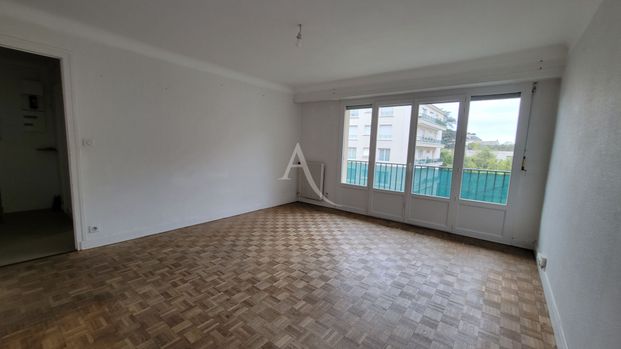 Location Appartement 4 pièces 77m² - Photo 1